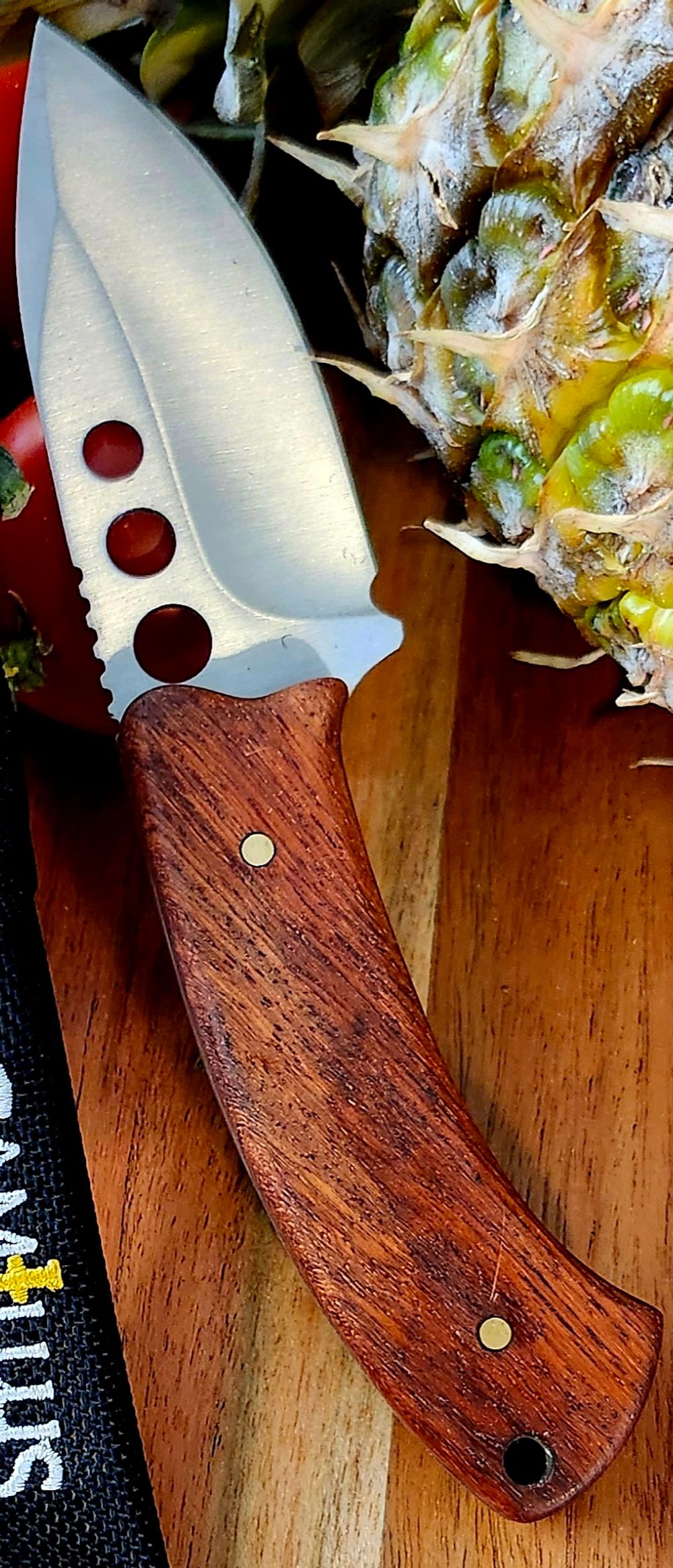 Skinner Knife with Ambonya Burl Handle 